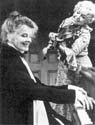 KATHARINE HEPBURN 1981 en la obra de teatro West Side Waltz Margaret 003